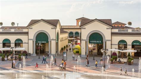 serravalle outlet stores